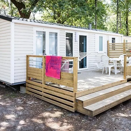 Camping Le Chene Gris Pommeuse Exterior photo